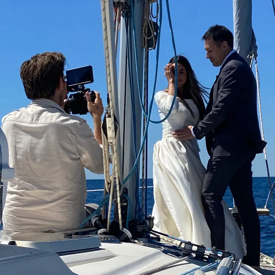 Elopement videography dominick behind the scenes during sailboat shoot