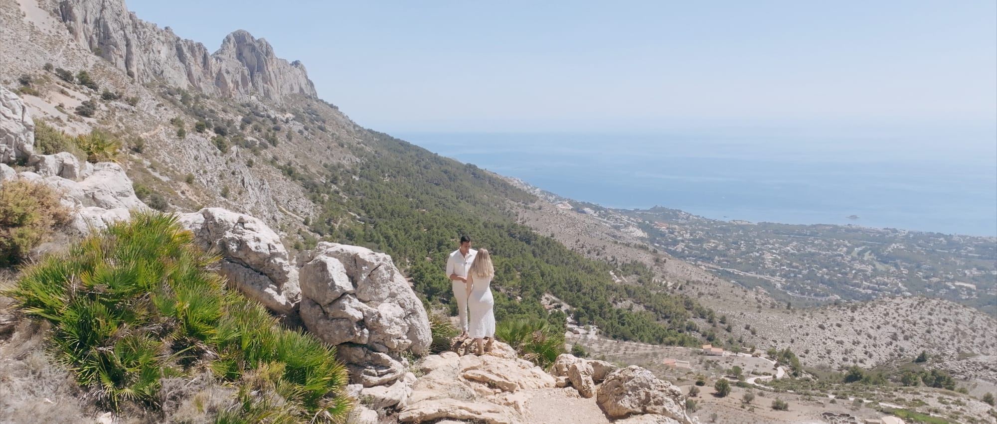 Elopement in the mountains of the mediterranean